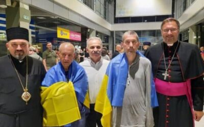 RUSSIA/UKRAINE: Ukrainian priests freed by Russia after 19 months in prison